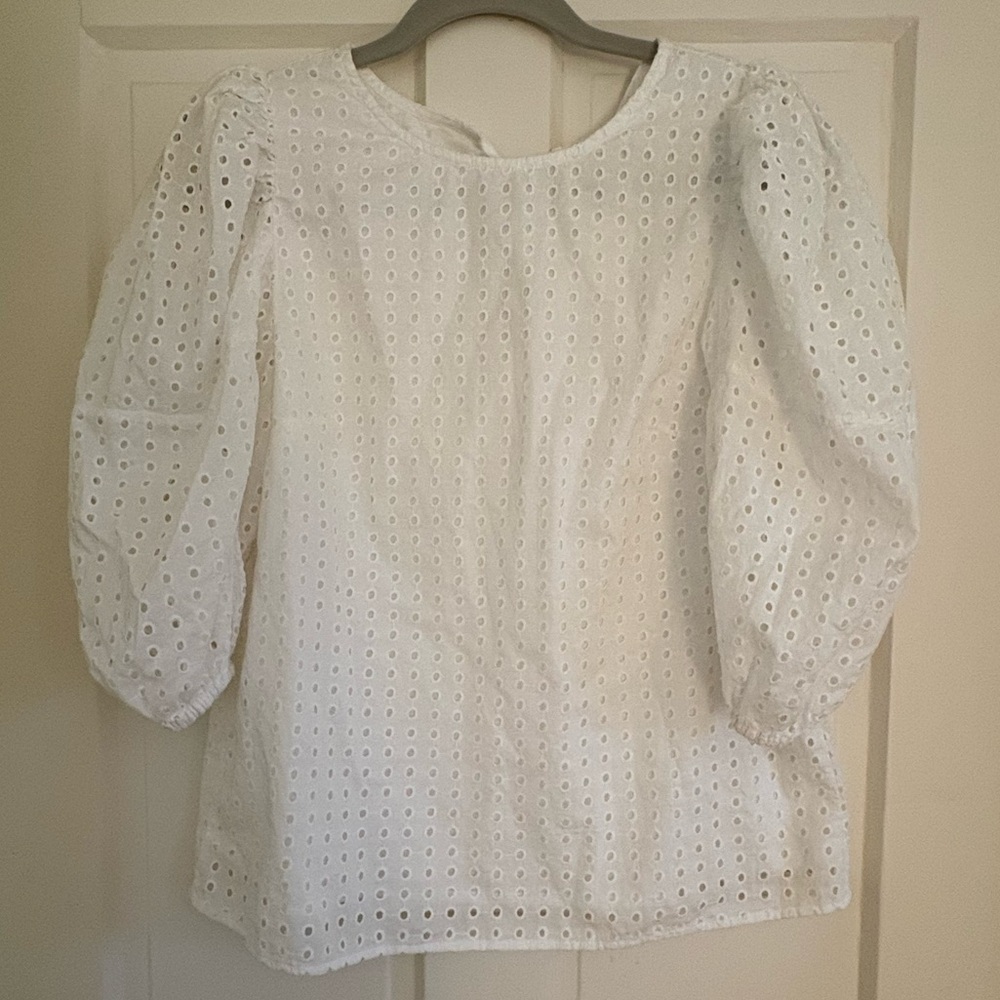 Universal Thread White Eyelet Women's Top